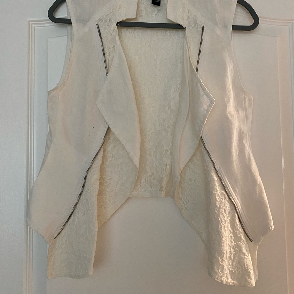 Women’s white vest